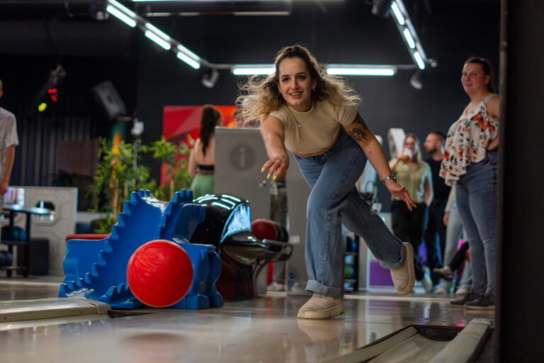 Bowling Lanester metropolis